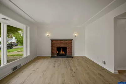 1710 23rd St NE, Salem, OR 97301 - Photo 10