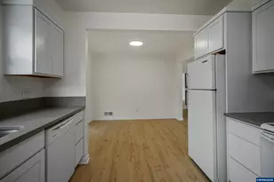 1710 23rd St NE, Salem, OR 97301 - Photo 18