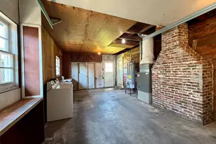 360 Main St W, Monmouth, OR 97361 - Photo 18