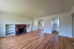 360 Main St W, Monmouth, OR 97361 - Photo 4