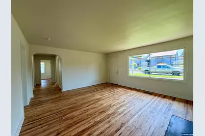 360 Main St W, Monmouth, OR 97361 - Photo 6