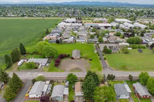 2120 Three Lakes Rd SE, Albany, OR 97322 - Photo 4