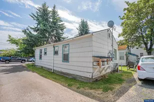 340 S Main St, Lebanon, OR 97355 - Photo 6