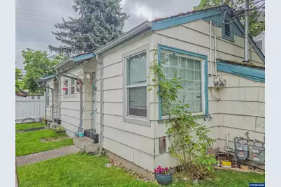 340 S Main St, Lebanon, OR 97355 - Photo 6