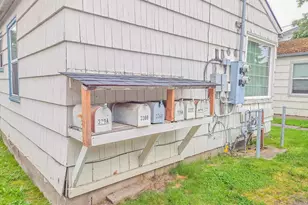 340 S Main St, Lebanon, OR 97355 - Photo 12