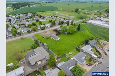 2120 Three Lakes Rd SE, Albany, OR 97322 - Photo 8
