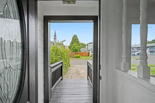 135 S Sheridan St, Mount Angel, OR 97362 - Photo 4