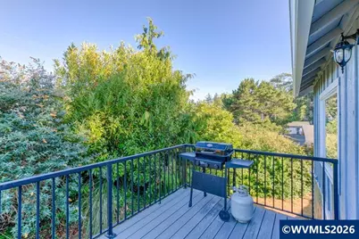 1039-1041 NE Grant St, Newport, OR 97365 - Photo 10