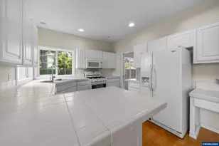 507 Lakefair Pl N, Keizer, OR 97303 - Photo 16