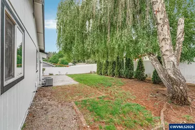 5465 Red Leaf Dr S, Salem, OR 97306 - Photo 24
