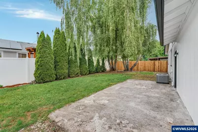 5465 Red Leaf Dr S, Salem, OR 97306 - Photo 22