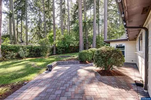 3316 NW Firwood Dr, Corvallis, OR 97330 - Photo 38