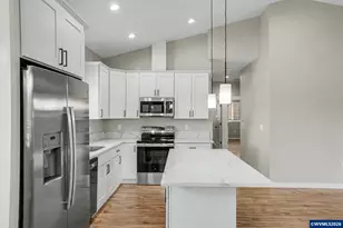 4455 Matthews Lp S, Salem, OR 97302 - Photo 10