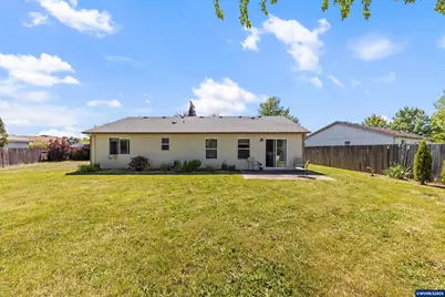 920 SW Myrtle Ct, McMinnville, OR 97128 - Photo 30
