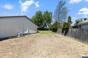920 SW Myrtle Ct, McMinnville, OR 97128 - Photo 36