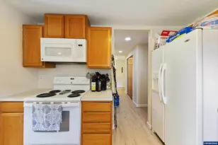 920 SW Myrtle Ct, McMinnville, OR 97128 - Photo 14