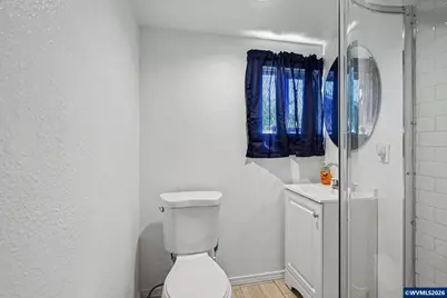 460 N 12th St, Independence, OR 97351 - Photo 8