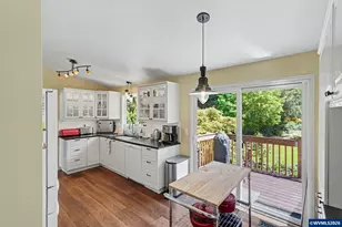 1310 Neahkahnie St SE, Salem, OR 97306 - Photo 18