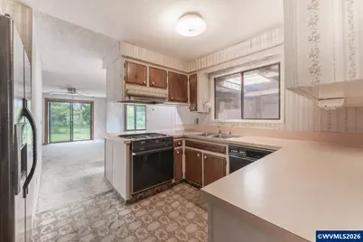 170 Friendship Av SE, Salem, OR 97302 - Photo 12