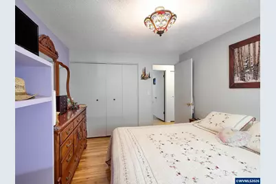 1215 Stanfield Rd, Woodburn, OR 97071 - Photo 12