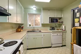 1215 Stanfield Rd, Woodburn, OR 97071 - Photo 8
