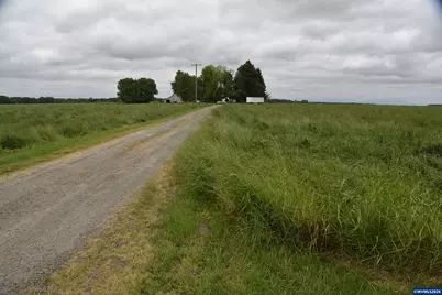 25258 Rowland Rd, Harrisburg, OR 97446 - Photo 18