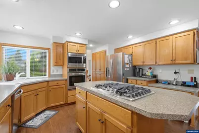 624 Fall Creek Dr N, Keizer, OR 97303 - Photo 10