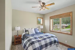 285 Detroit Av S, Detroit, OR 97342 - Photo 30