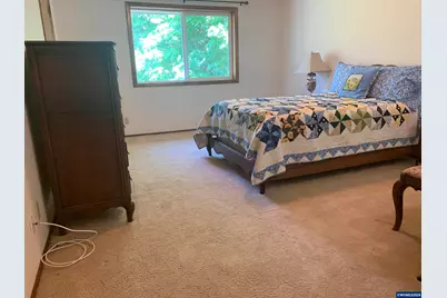 1619 Nut Tree Dr NW, Salem, OR 97304 - Photo 10