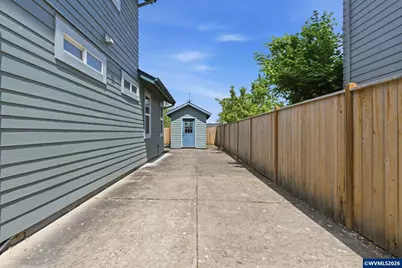 5475 Charles Wy, Eugene, OR 97402 - Photo 44