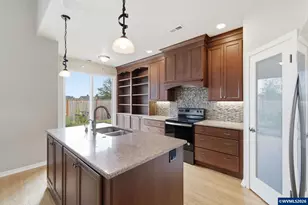 5475 Charles Way, Eugene, OR 97402 - Photo 18