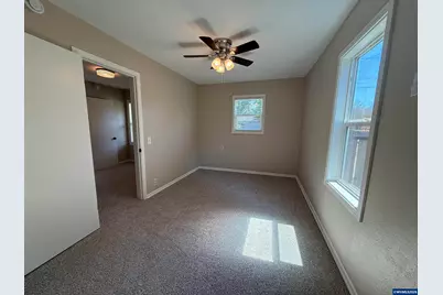 1765 Capitol St SE, Salem, OR 97302 - Photo 10