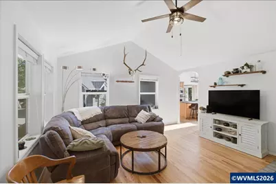 38009 Earl Ln, Corvallis, OR 97330 - Photo 12