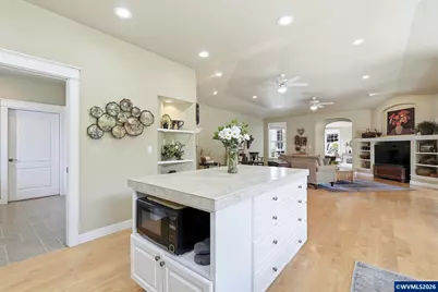 230 McLaughlin Dr, Woodburn, OR 97071 - Photo 18