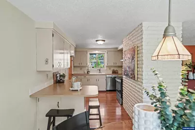 2146 Birchwood Av, Eugene, OR 97401 - Photo 12
