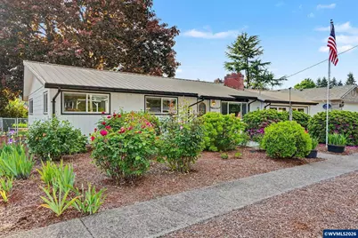 241 N Fern Av, Stayton, OR 97383 - Photo 2