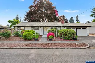 241 N Fern Ave, Stayton, OR 97383 - Photo 1