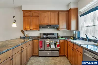 955 Pinehurst Ln NE, Keizer, OR 97303 - Photo 20