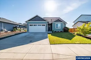 1459 Broadway Av N, Monmouth, OR 97361 - Photo 1