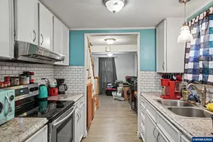 127 13th St, Lyons, OR 97358 - Photo 6