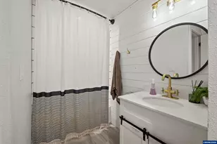 13059 Bethlehem Dr, Gervais, OR 97026 - Photo 12