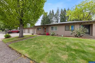 1044 Chestnut St NW, Salem, OR 97304 - Photo 4