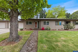 1044 Chestnut St NW, Salem, OR 97304 - Photo 2