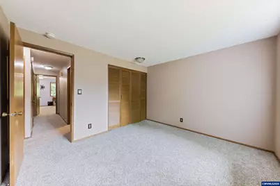 1044 Chestnut St NW, Salem, OR 97304 - Photo 16