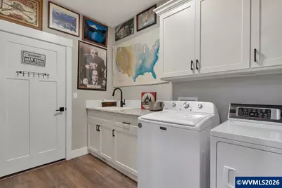431 Grant St, Silverton, OR 97381 - Photo 24