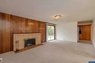 591 Harden Dr, Lebanon, OR 97355 - Photo 12