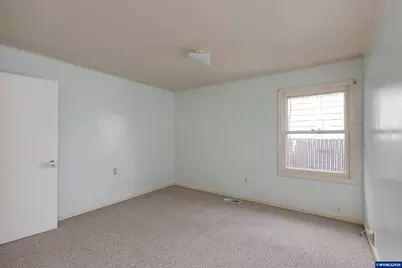 591 Harden Dr, Lebanon, OR 97355 - Photo 18