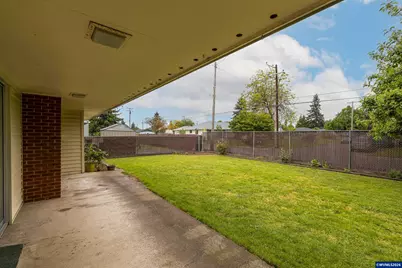 591 Harden Dr, Lebanon, OR 97355 - Photo 24