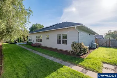 326 NE Berry St, Sublimity, OR 97385 - Photo 30