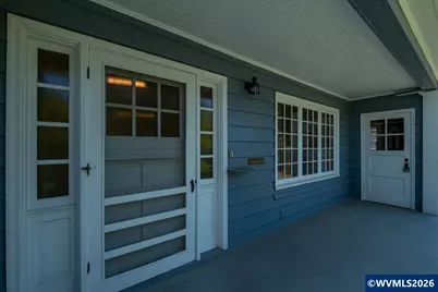 1960 East Nob Hill St SE, Salem, OR 97302 - Photo 4